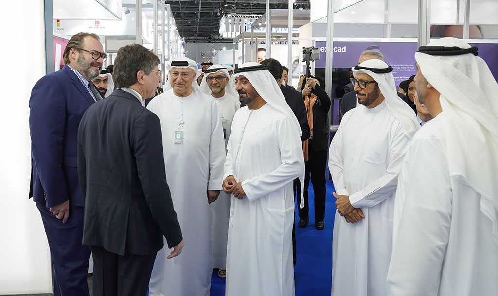 Saif bin Zayed Visits the 27th Edition of AEEDC Dubai